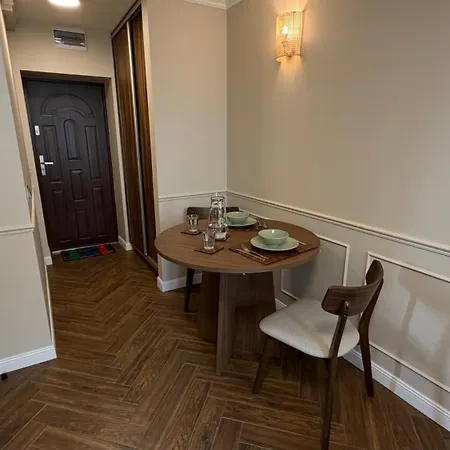 500 Metrow Od Zamku 3 Daire Malbork